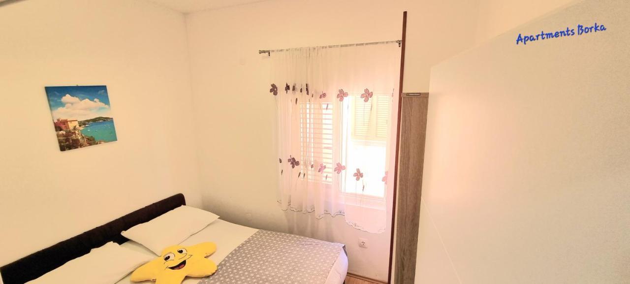 Apartments Borka Biograd Na Moru Luaran gambar