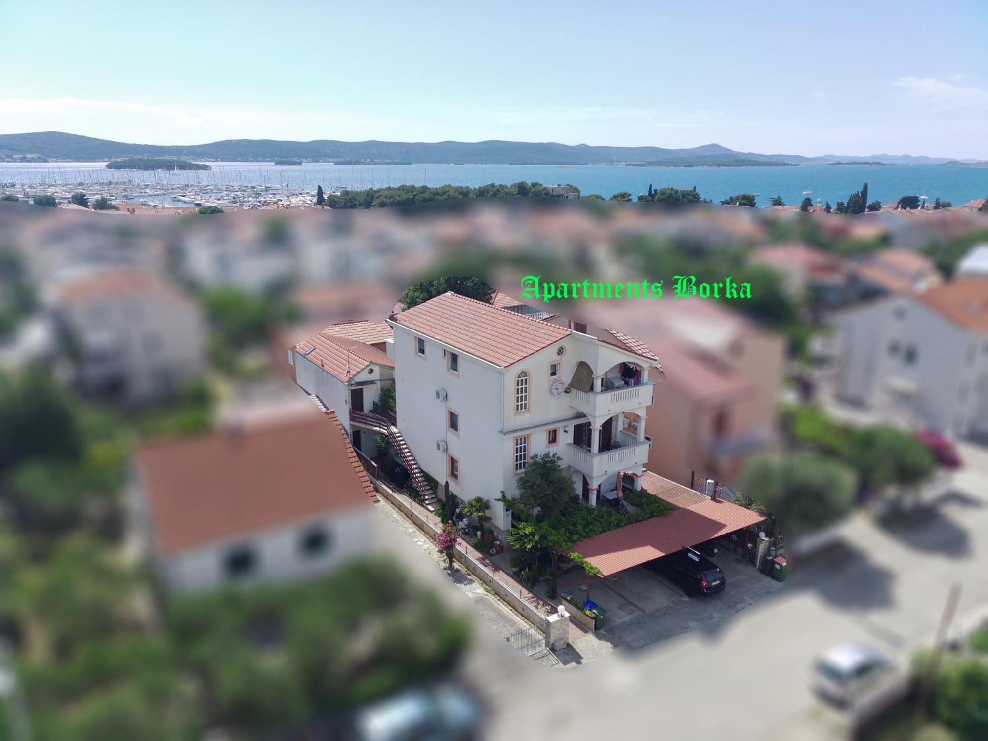 Apartments Borka Biograd Na Moru Luaran gambar